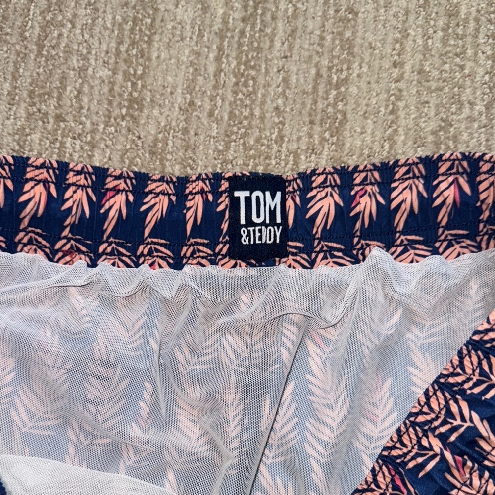 Tom and Teddy Mens XL Navy Pink Lined Swim Trunks Polyester Beach Shorts - Picture 10 of 16